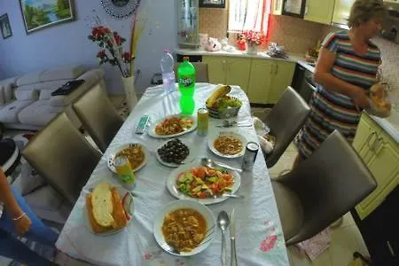 1 Holiday Shaban Pogradec